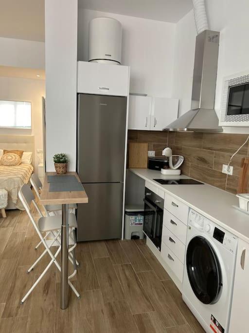 Estudio Carretera Cadiz Málaga Eksteriør bilde